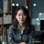 乱伦社心理顾问苏晚晴，临床心理咨询师，为平台内容提供心理学框架支持